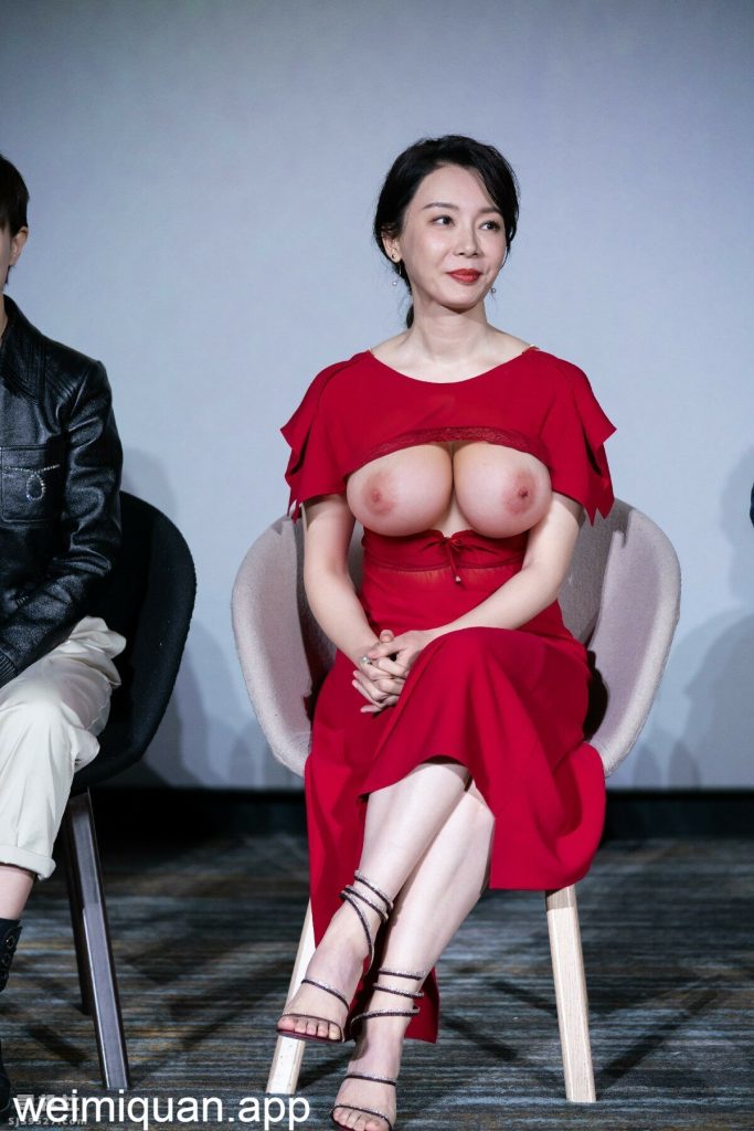 图片[7]-ai明星脱衣裸体，来自陈数妈妈的盯射-TUOCRM