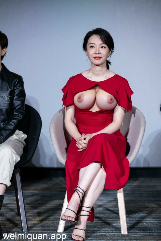 图片[1]-ai明星脱衣裸体，来自陈数妈妈的盯射-TUOCRM